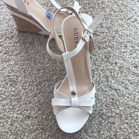 New Guess Wedges Sandals size 8.5 - Picture 2 of 7